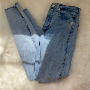 pull and bear light wash jeans